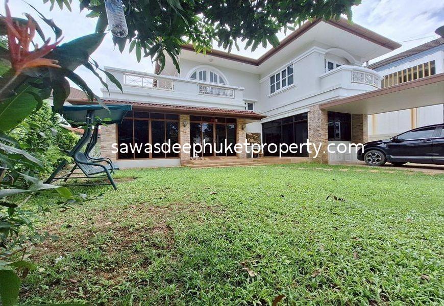 Spacious 4 Bedroom House in Land & House Park For Sale