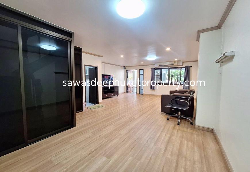 Affordable 2-Storey House near Soi Ta-iad in Chalong for Rent