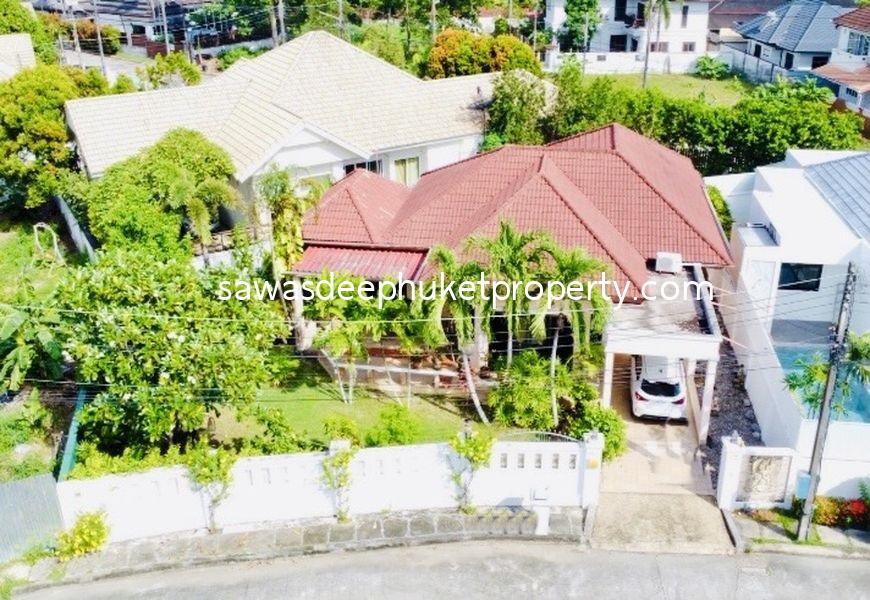3-Bedroom House in Gate Community near BCIS in Chalong for Rent