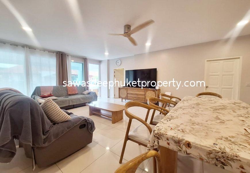 3-Bedroom House near Chalong Circle for Rent